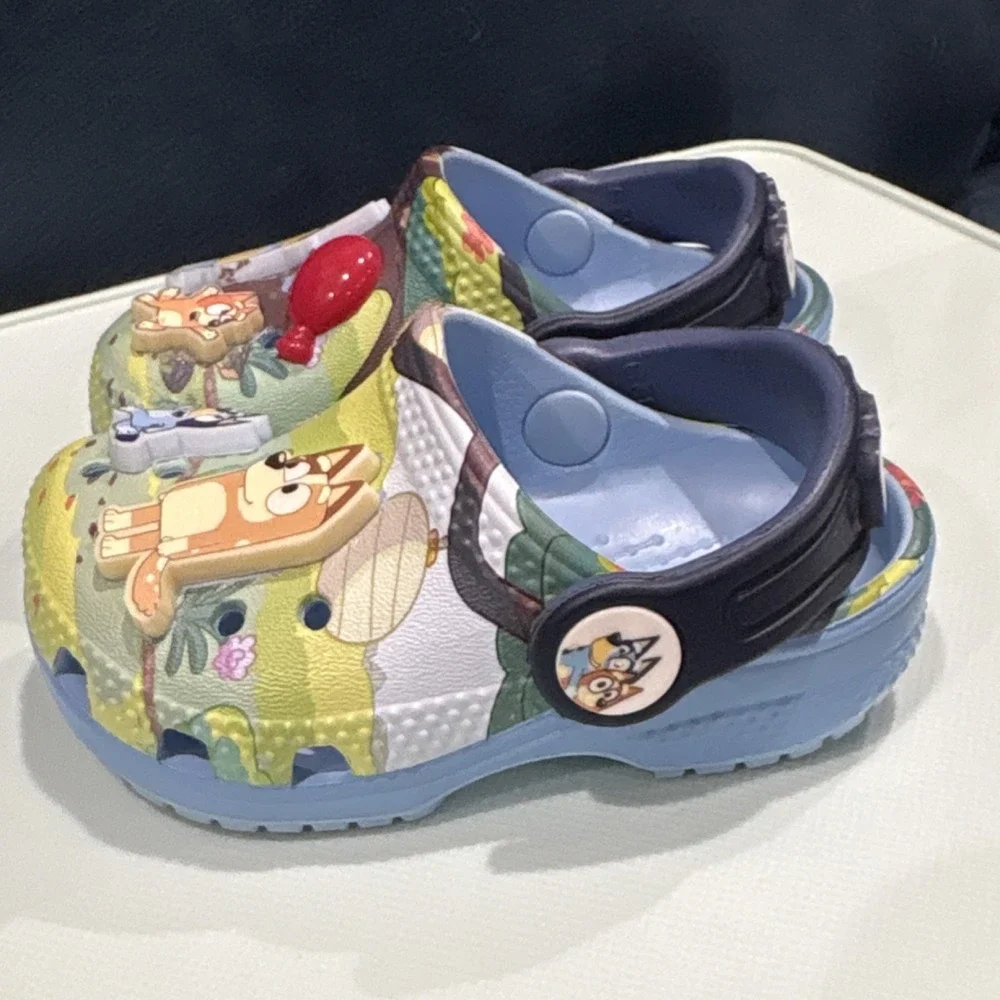 Crocs Bluey Cartoon Clog Kids Shoes Slip-On Low Top Blue US 4 Synthetic